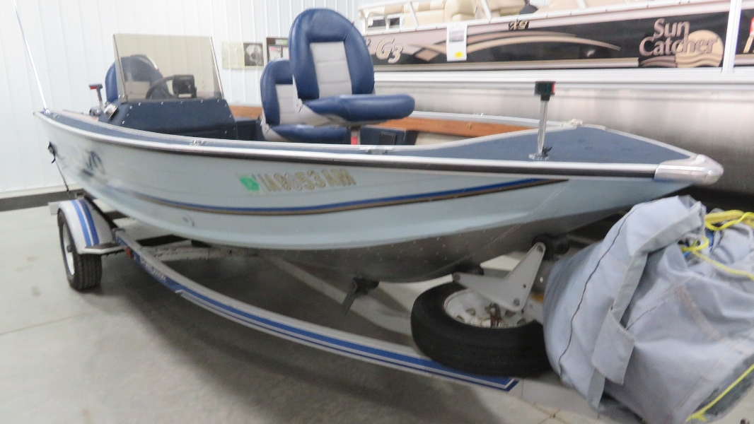 (SOLD) 1988 Smoker Craft 170 Frazer powered by a 2007 Yamaha 70hp